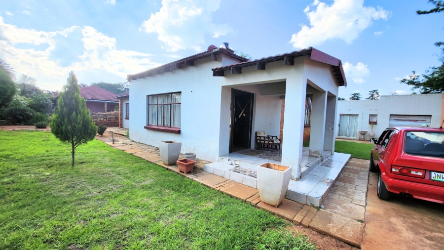 3 Bedroom Property for Sale in Stilfontein North West